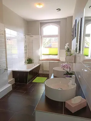 Ein Badezimmer in der Unterkunft Holiday Home Schloßblick