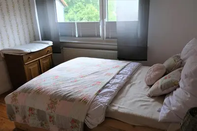 Ein Bett oder Betten in einem Zimmer der Unterkunft Ursprüngliches Harzhaus für Aktive in Clausthal