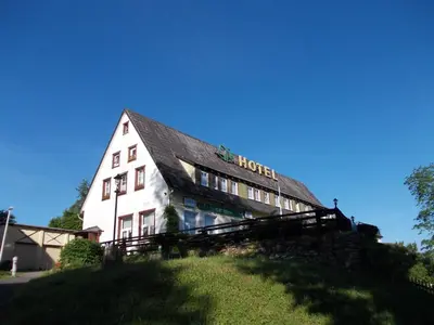 Das Gebäude in dem sich das Hotel befindet