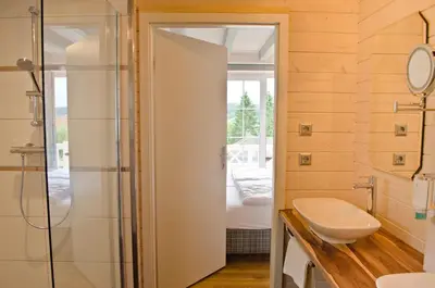 Ein Badezimmer in der Unterkunft Ferienblockhaus Auerhahn & Luchs
