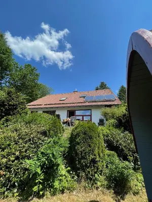 Ein Garten an der Unterkunft Haus am Oberen Eschenbacher Teich