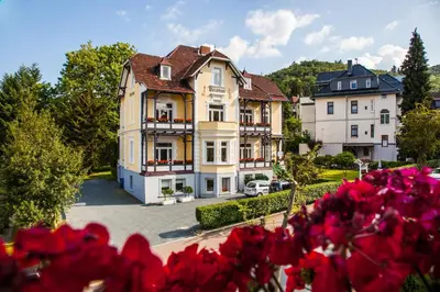 Das Gebäude in dem sich das Hotel befindet