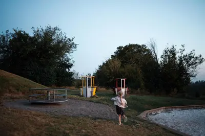 Ein Kinderspielbereich in der Unterkunft Terrassenhaus Waldblick 637