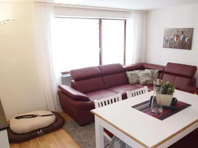 Ein Sitzbereich in der Unterkunft Ferienwohnung Harz und Herzlich
