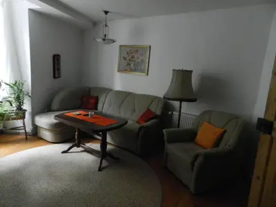 Ein Sitzbereich in der Unterkunft Ferienwohnung Kutscherhaus
