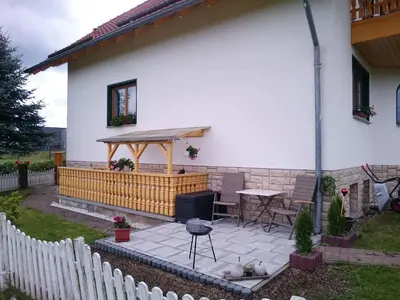 Das Gebäude in dem sich die Ferienwohnung befindet