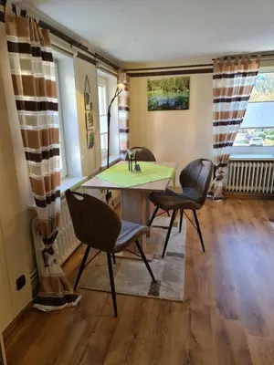 Ein Sitzbereich in der Unterkunft Gästehaus Andrea