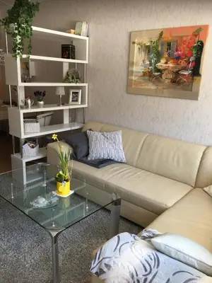 Ein Sitzbereich in der Unterkunft Ferienwohnung Heinrich ab 2 Nächte Buchung möglich 1Übernachtung ist nicht möglich