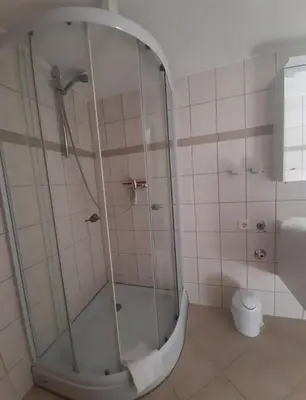 Ein Badezimmer in der Unterkunft 