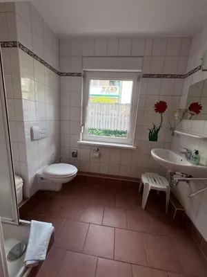 Ein Badezimmer in der Unterkunft Haus Wiesengrund