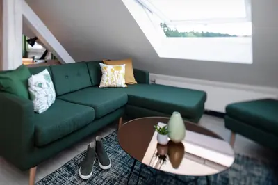 Ein Sitzbereich in der Unterkunft Berg und Tal Hotel & Apartments