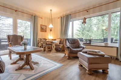 Ein Sitzbereich in der Unterkunft Ferienwohnung Fuchsblick