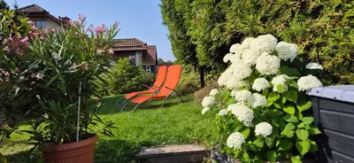 Ein Garten an der Unterkunft Haus Siggi