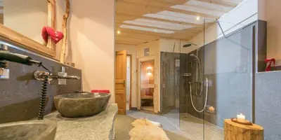Ein Badezimmer in der Unterkunft Chalets zum Ilsetal , Schloß-Chalet