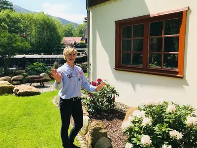 Ein Garten an der Unterkunft Chalets zum Ilsetal , Schloß-Chalet