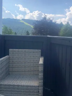 Ein allgemeiner Bergblick oder ein Berglick von des Hotels aus