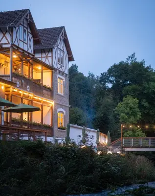 Das Gebäude in dem sich das Hotel befindet