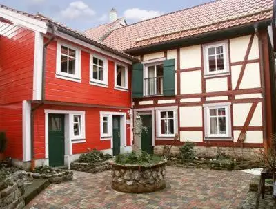 Das Gebäude in dem sich die Pension befindet