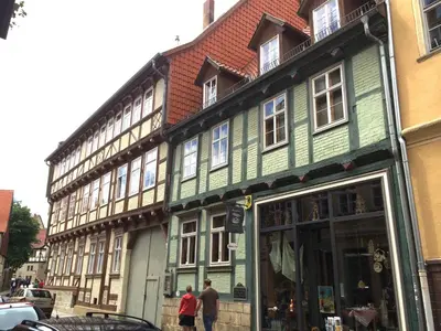 Das Gebäude in dem sich die Ferienwohnung befindet