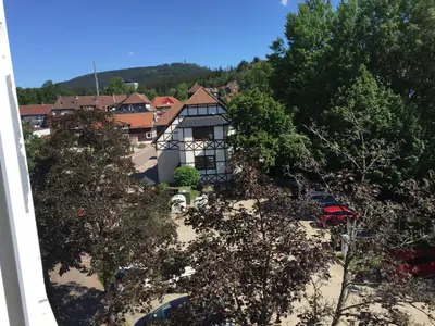 Ein allgemeiner Bergblick oder ein Berglick von der Ferienwohnung aus