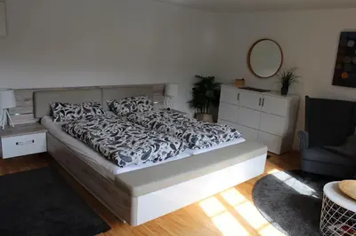 Ein Bett oder Betten in einem Zimmer der Unterkunft Ferienwohnung Villa Großer Bleek