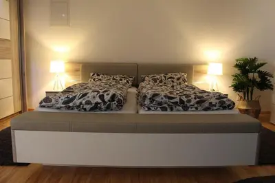 Ein Bett oder Betten in einem Zimmer der Unterkunft Ferienwohnung Villa Großer Bleek