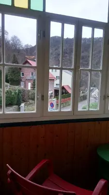 Ein allgemeiner Bergblick oder ein Berglick von der Ferienwohnung aus