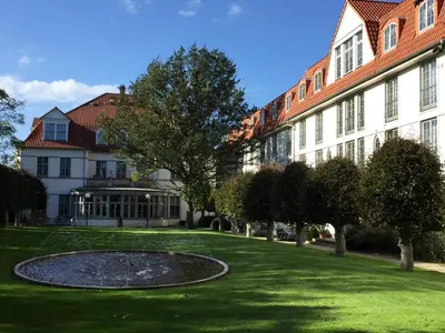 Ein Garten an der Unterkunft Hotel Villa Heine Wellness & Spa