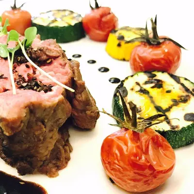 Essen im Hotel oder in der Nähe