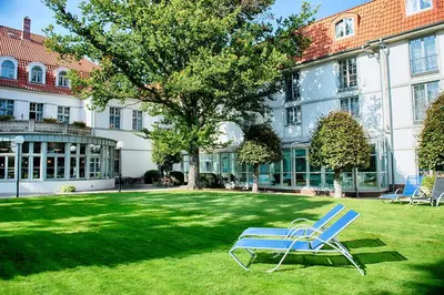 Ein Garten an der Unterkunft Hotel Villa Heine Wellness & Spa