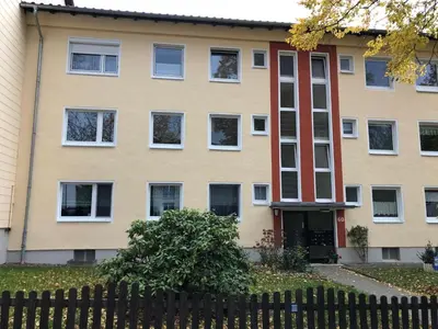 Das Gebäude in dem sich die Ferienwohnung befindet