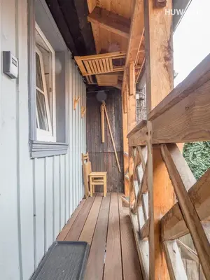 Ein Balkon oder eine Terrasse in der Unterkunft Holz und Fein am Burgberg