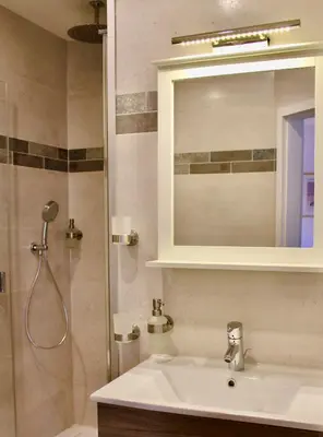 Ein Badezimmer in der Unterkunft Pension Kurhausblick