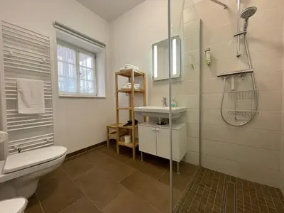 Ein Badezimmer in der Unterkunft Apartment mit Terrasse No3