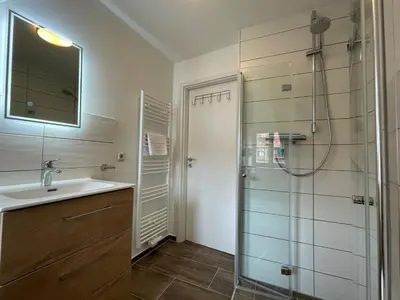 Ein Badezimmer in der Unterkunft Apartment mit Balkon No2