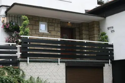 Das Gebäude in dem sich das Hotel befindet