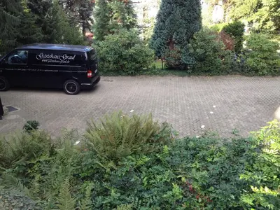 Ein Garten an der Unterkunft Gästehaus Graul