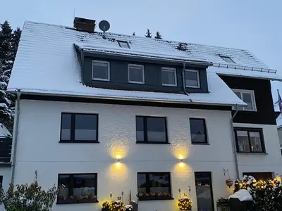 Das Gebäude in dem sich die Pension befindet
