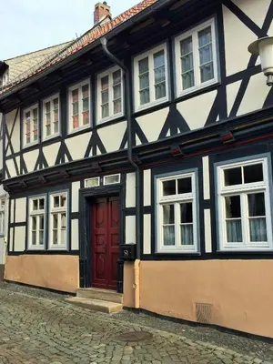 Das Gebäude in dem sich die Ferienwohnung befindet