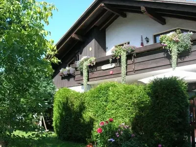 Ein Garten an der Unterkunft Harzhaus Rauch