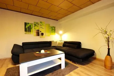 Ein Sitzbereich in der Unterkunft Ferienwohnung am Kurpark