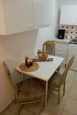 Küche/Küchenzeile in der Unterkunft Ferienwohnung am Kurpark