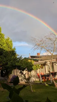 Ein Garten an der Unterkunft Fam Stana