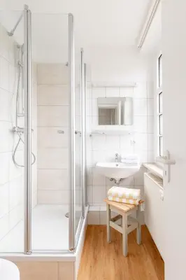 Ein Badezimmer in der Unterkunft Hotel Am Sommerbad