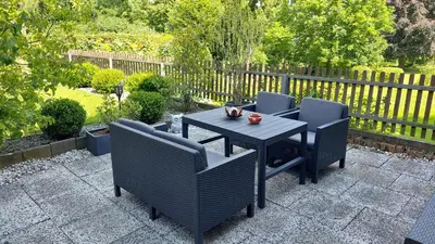 Ein Garten an der Unterkunft Kaiserpfalzquartier