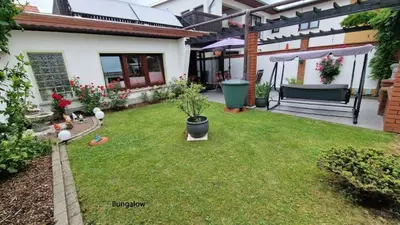 Ein Garten an der Unterkunft Ferienhaus Gleesner