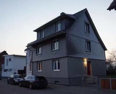 Das Gebäude in dem sich die Ferienwohnung befindet