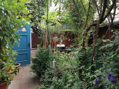Ein Garten an der Unterkunft Ottos Ferienwohnung Goslar