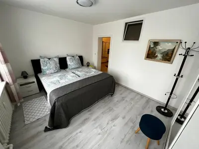 Ein Bett oder Betten in einem Zimmer der Unterkunft FeWo Altstadt - Mitten im Herz Goslar