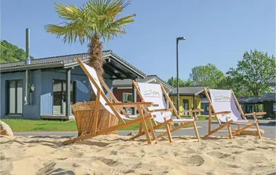 Das Gebäude in dem sich das Ferienhaus befindet